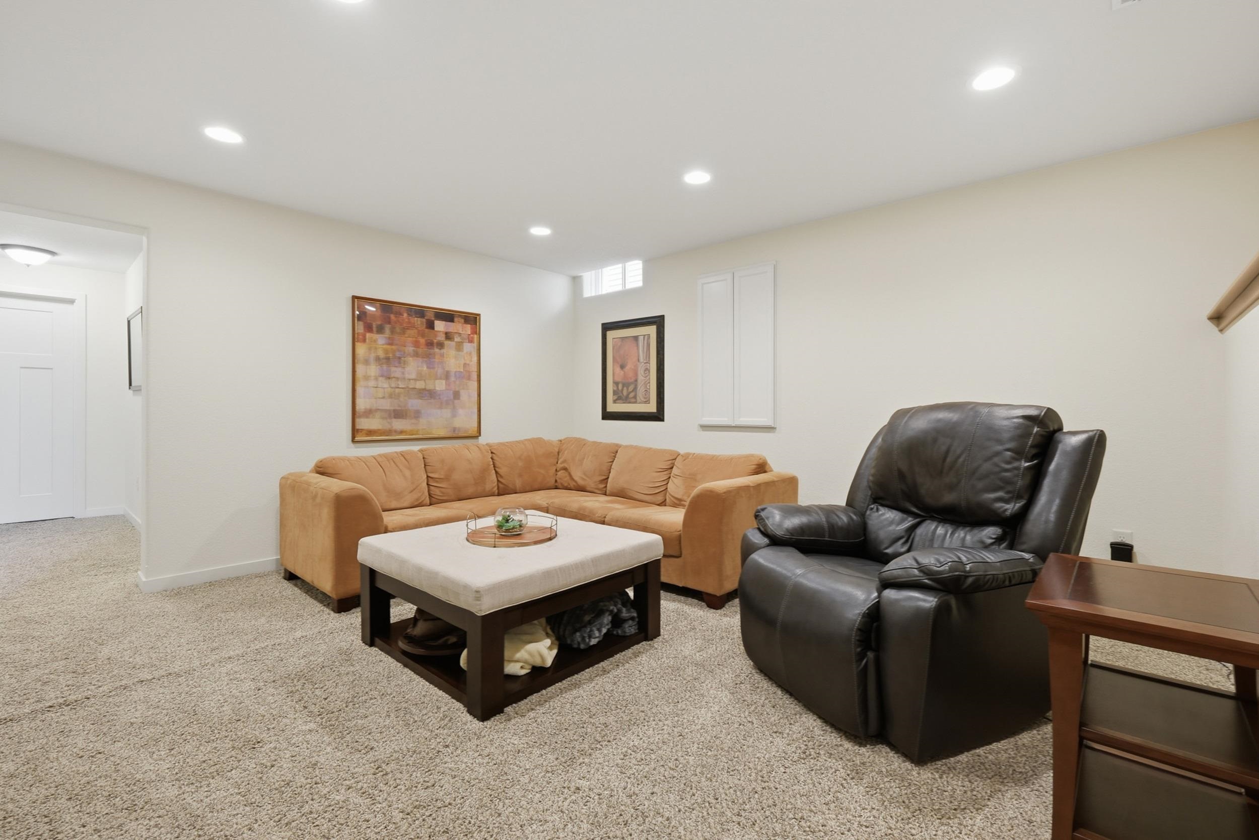 2832 No Oaks Madison, WI 53711 - Photo 48 of 61