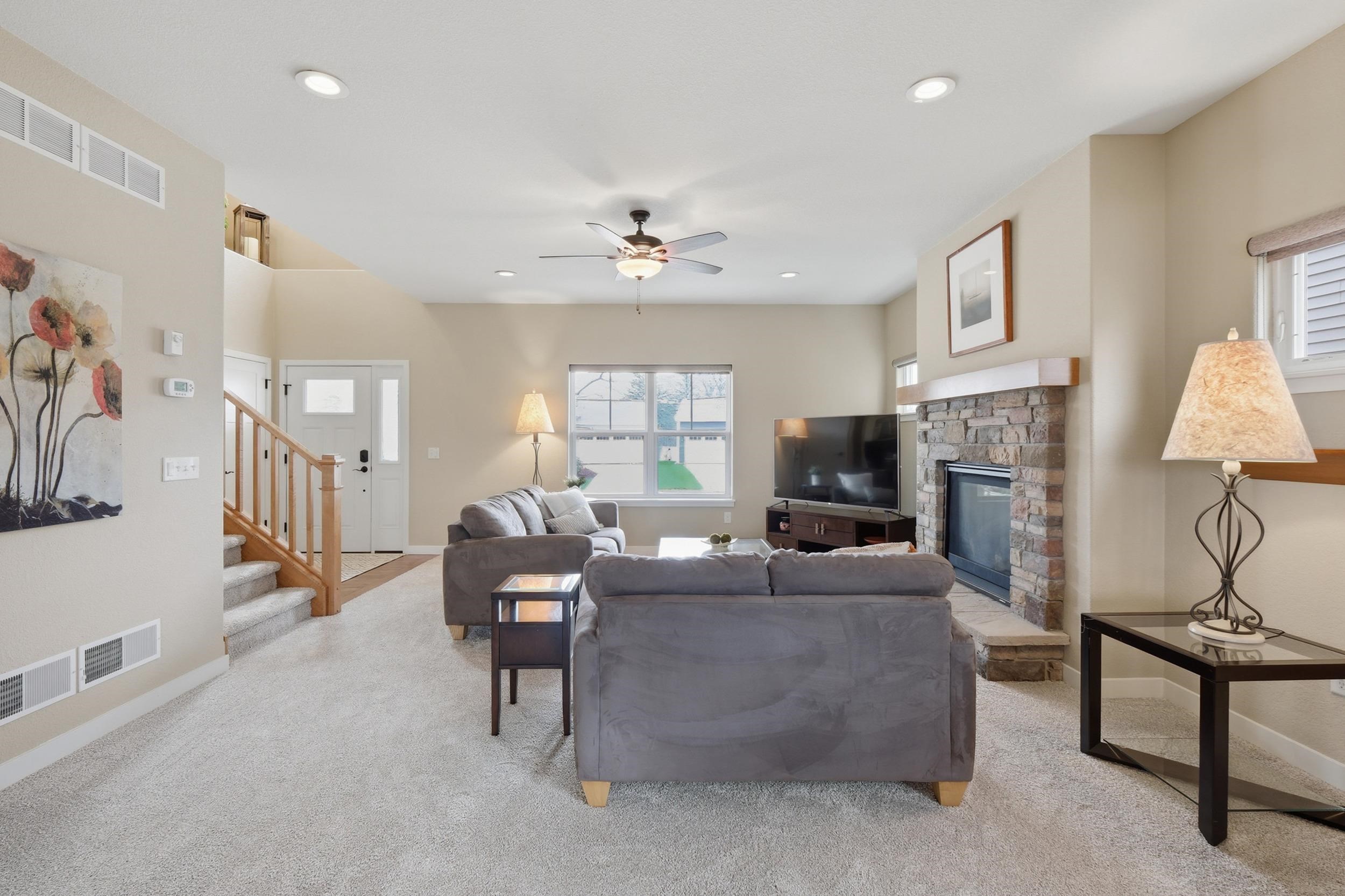2832 No Oaks Madison, WI 53711 - Photo 7 of 61