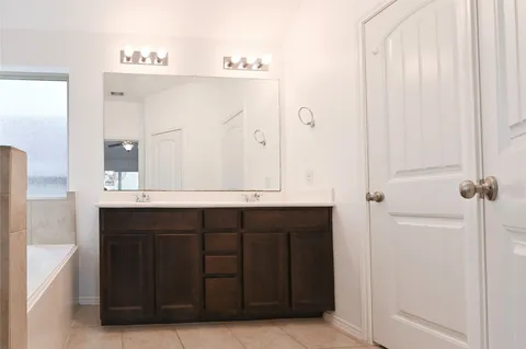 $250,000 | 306 Marble Springs Lane, La Marque, TX 77568