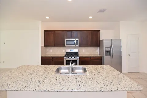 $250,000 | 306 Marble Springs Lane, La Marque, TX 77568