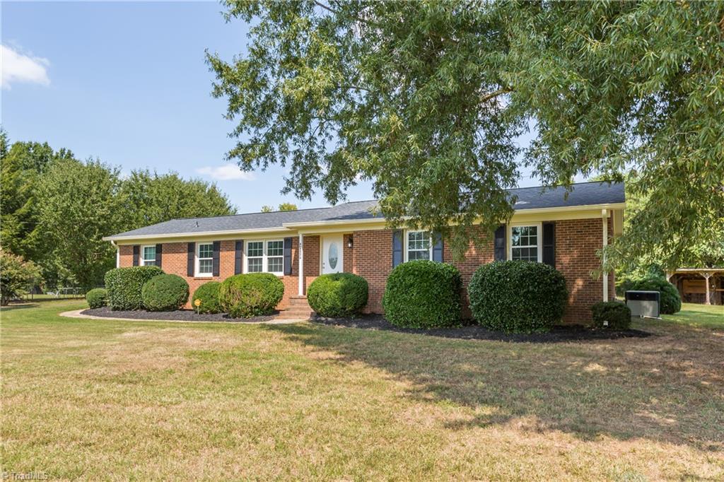 8576 Linville Road Oak Ridge, NC 27310 - Photo 34 of 42