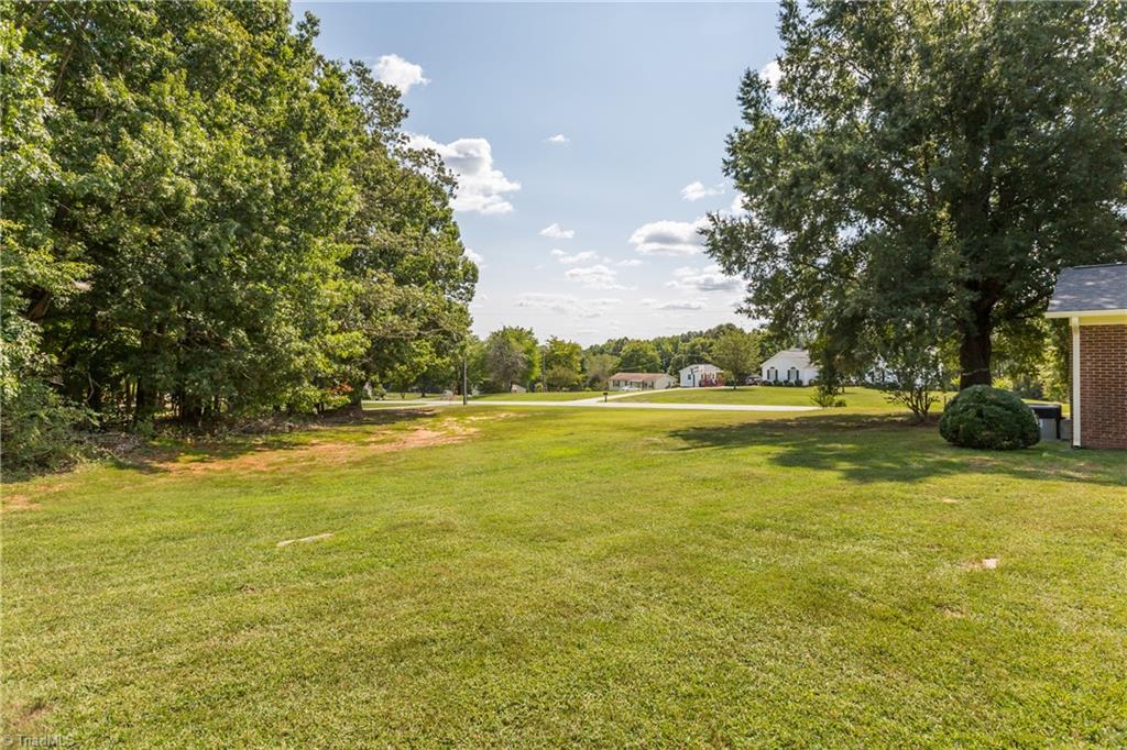 8576 Linville Road Oak Ridge, NC 27310 - Photo 39 of 42