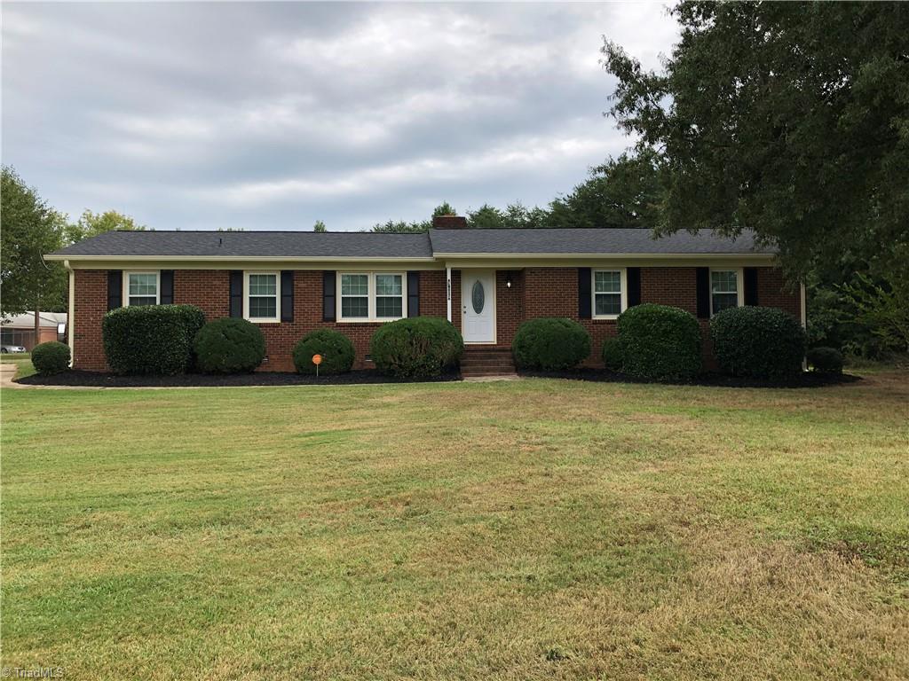 8576 Linville Road Oak Ridge, NC 27310 - Photo 9 of 42