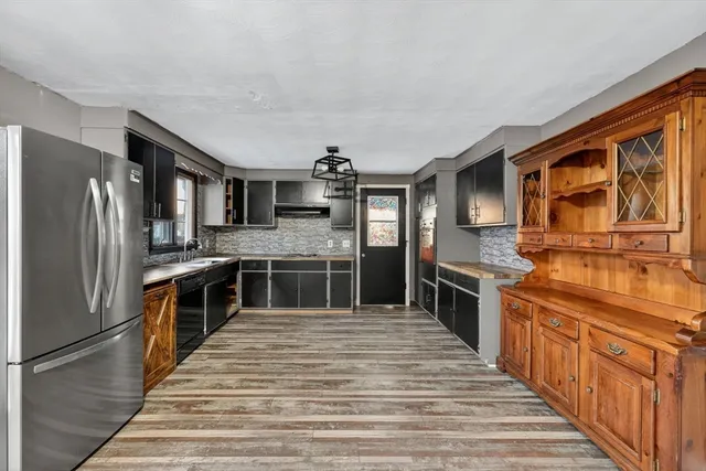 $325,000 | 6 Quincy Street, Ludlow, MA 01056