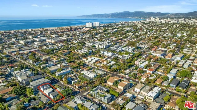 $4,549,000 | 705 6th Avenue, Venice, CA 90291