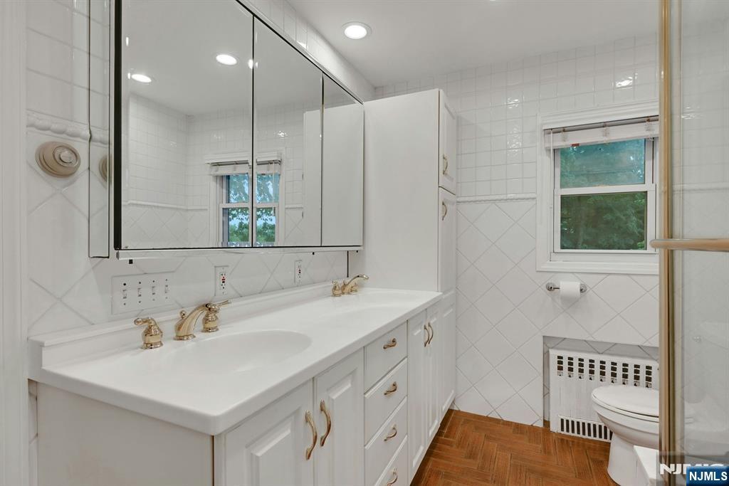 26 Alpine Drive Wayne, NJ 07470 - Photo 25 of 45