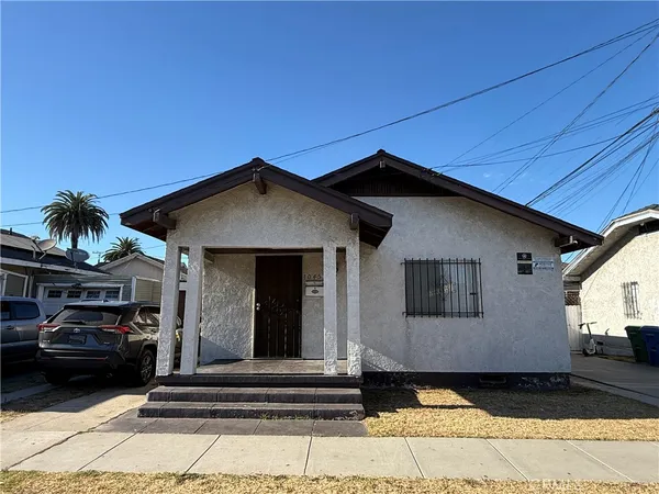 $550,000 | 1045 East New York Street, Long Beach, CA 90813
