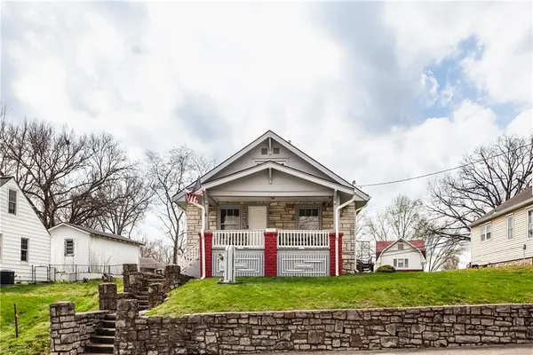 $185,000 | 622 Dunbar Avenue, Excelsior Springs, MO 64024