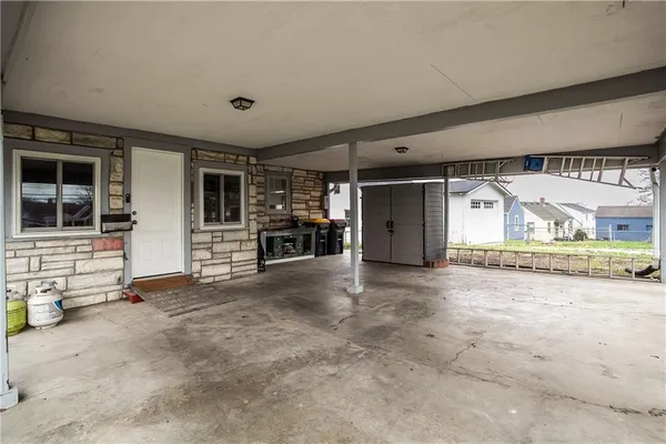 $185,000 | 622 Dunbar Avenue, Excelsior Springs, MO 64024