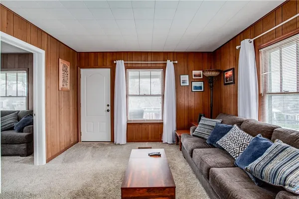 $185,000 | 622 Dunbar Avenue, Excelsior Springs, MO 64024