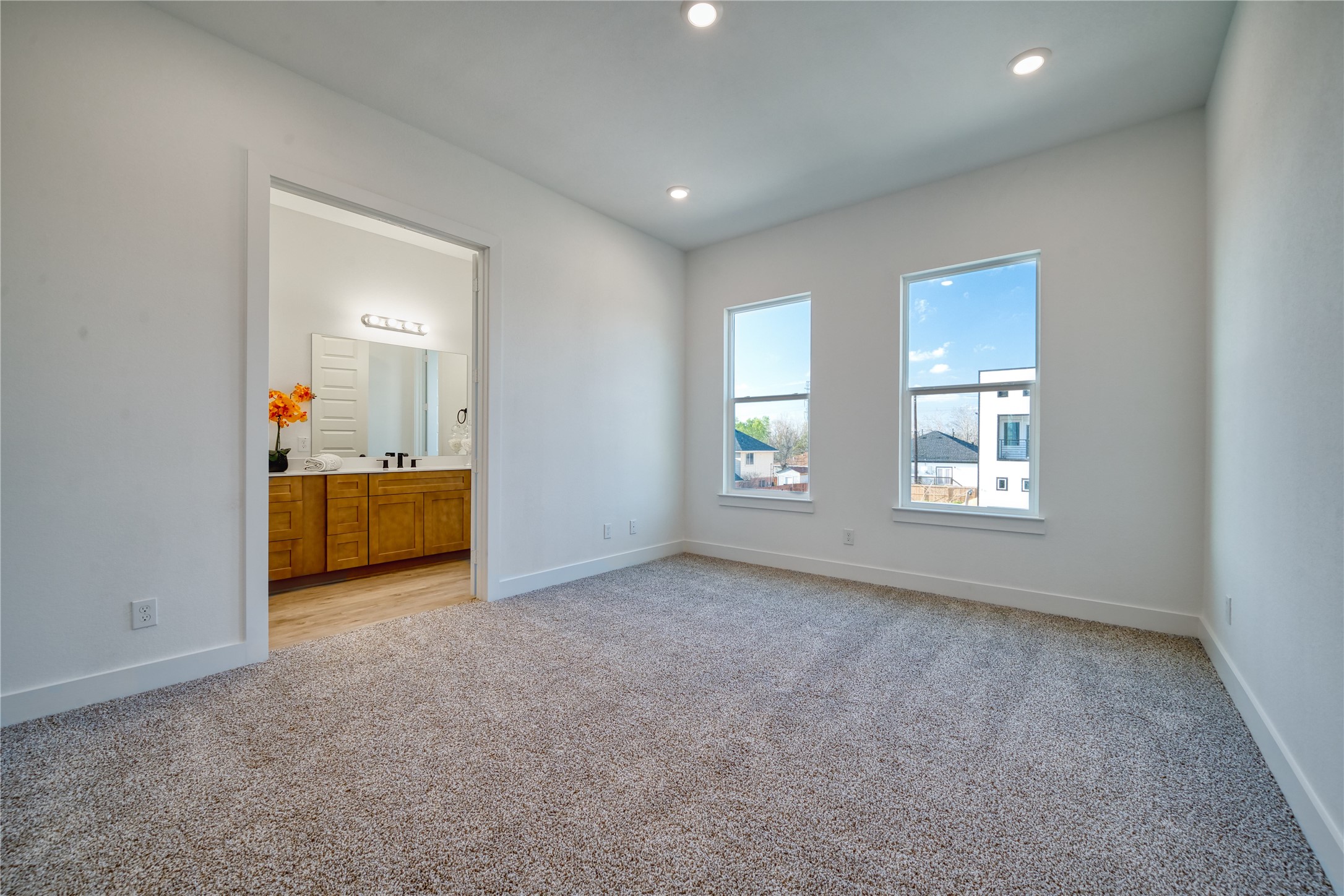5324 Rue Street Houston, TX 77033 - Photo 4 of 28