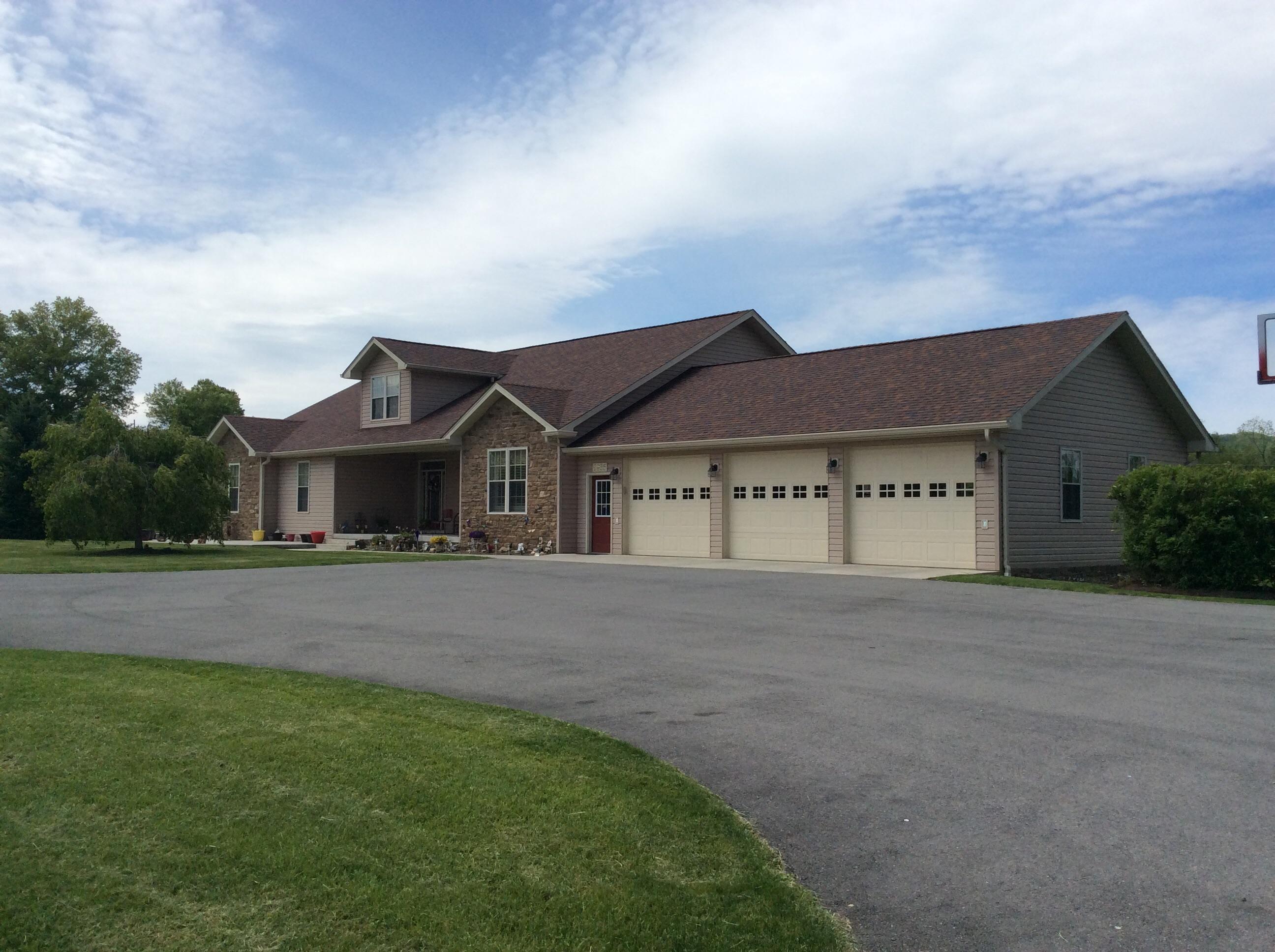 2935 Davis Stuart Road Lewisburg, WV 24901 - Photo 4 of 75 Gallery Image 4