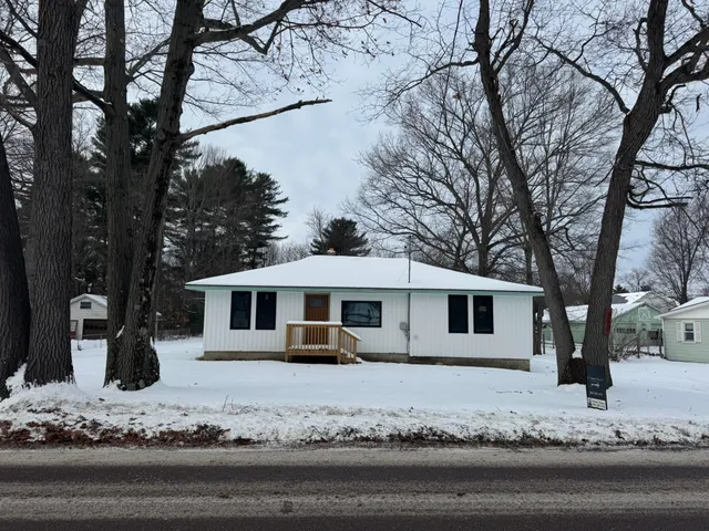 $349,999 | 652 Bean Road, Colchester, VT 05446