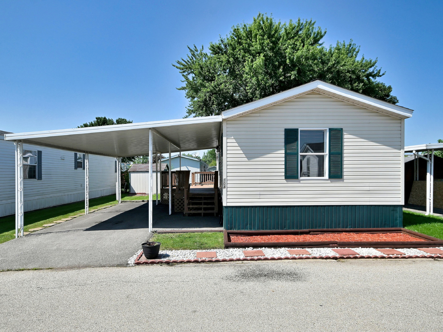 104 9th Avenue Bartlett, IL 60103 - Photo 1 of 34