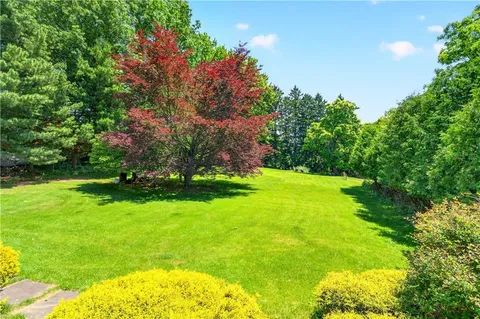 $259,900 | 2219 Mitchell Drive, Irwin, PA 15642