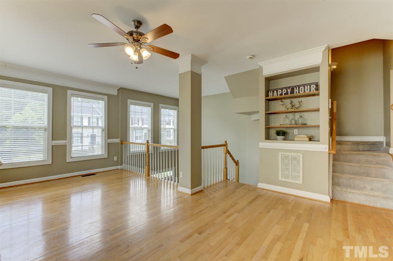 5440 Vista View Court Raleigh, NC 27612 - Photo 12 of 30 Gallery Image 12