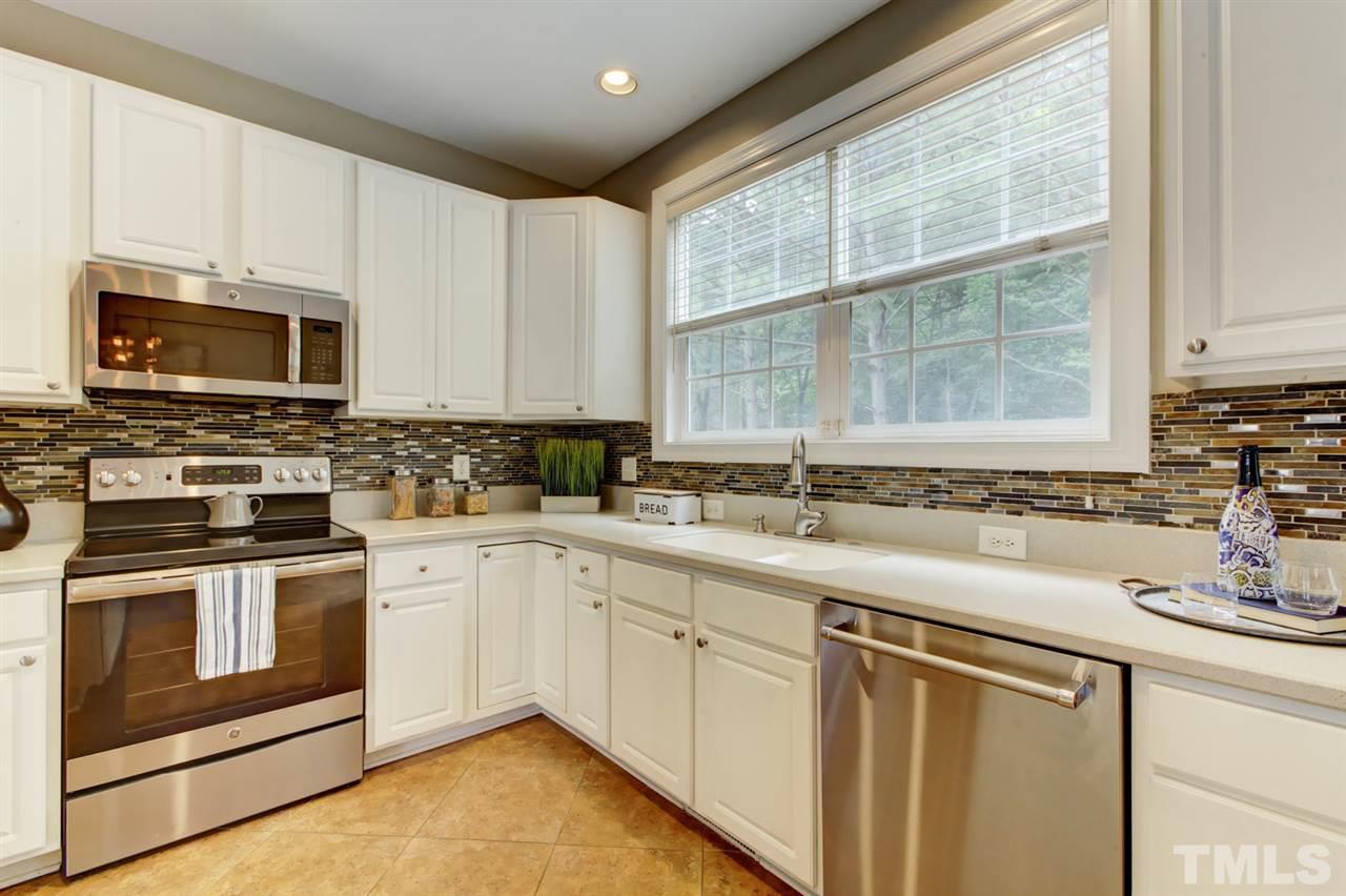 5440 Vista View Court Raleigh, NC 27612 - Photo 15 of 30 Gallery Image 15