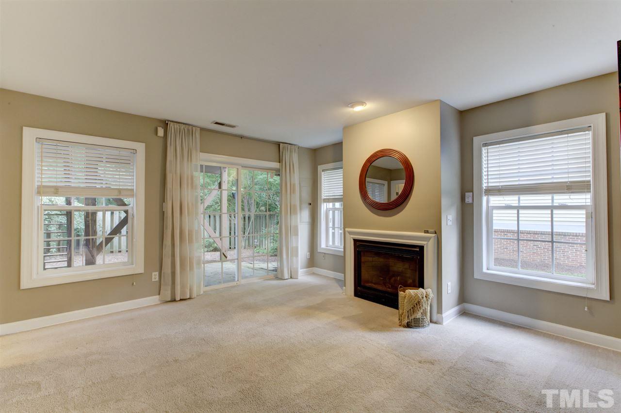 5440 Vista View Court Raleigh, NC 27612 - Photo 3 of 30 Gallery Image 3