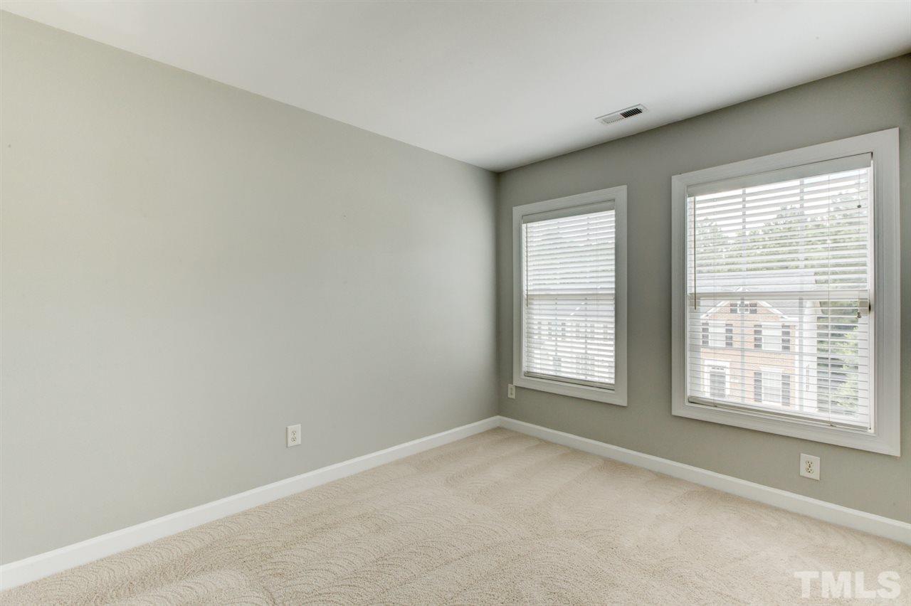 5440 Vista View Court Raleigh, NC 27612 - Photo 25 of 30 Gallery Image 25