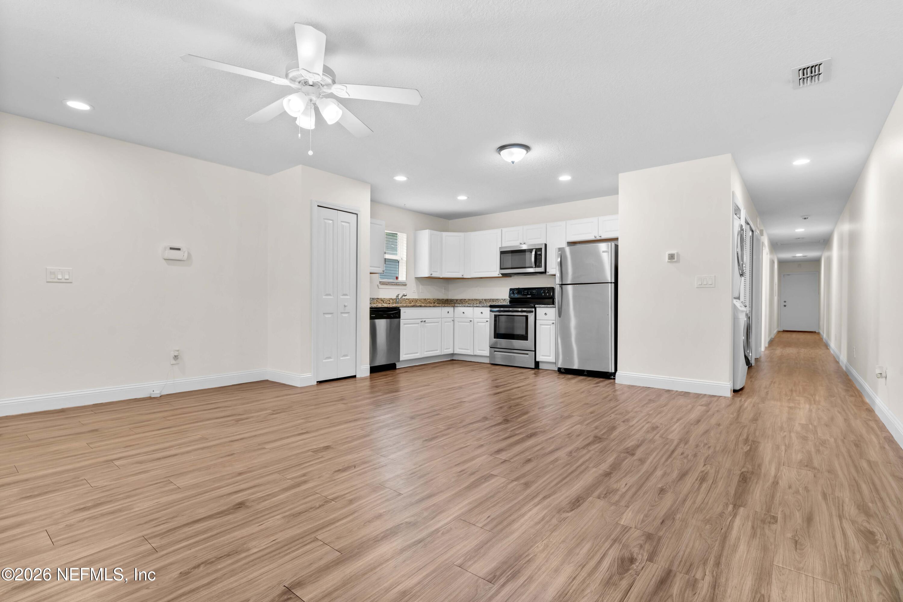 4056-58 Grant Road Jacksonville, FL 32207 - Photo 21 of 33 4058 Grant Rd-19