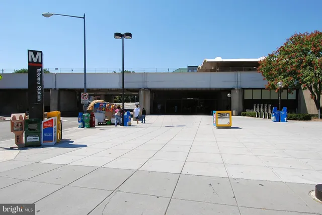 $775,000 | 7918 Long Branch Parkway, Takoma Park, MD 20912