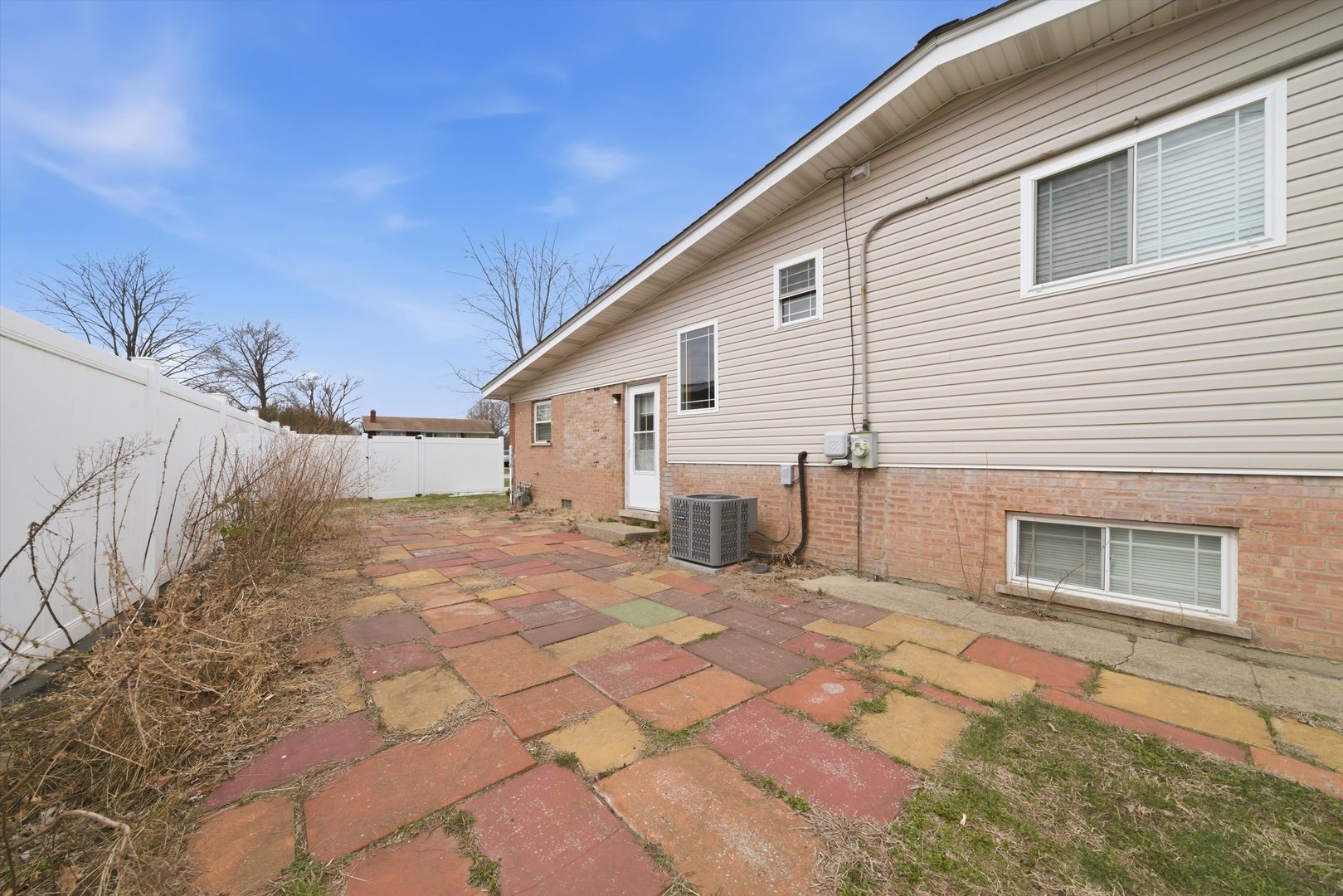 10725 Rutherford Avenue Worth, IL 60482 - Photo 6 of 44