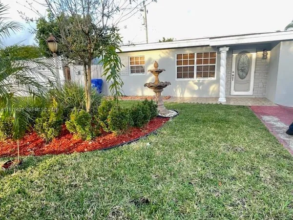 $2,550 | 3121 Northeast 12th Avenue, Unit 1, Pompano Beach, FL 33064