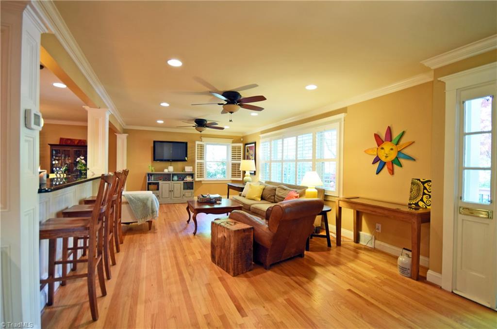 3521 Kirklees Road Winston-Salem, NC 27104 - Photo 3 of 20 Gallery Image 3