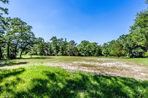 $625,000 | 325 Planter Pointe Drive, Normangee, TX 77871
