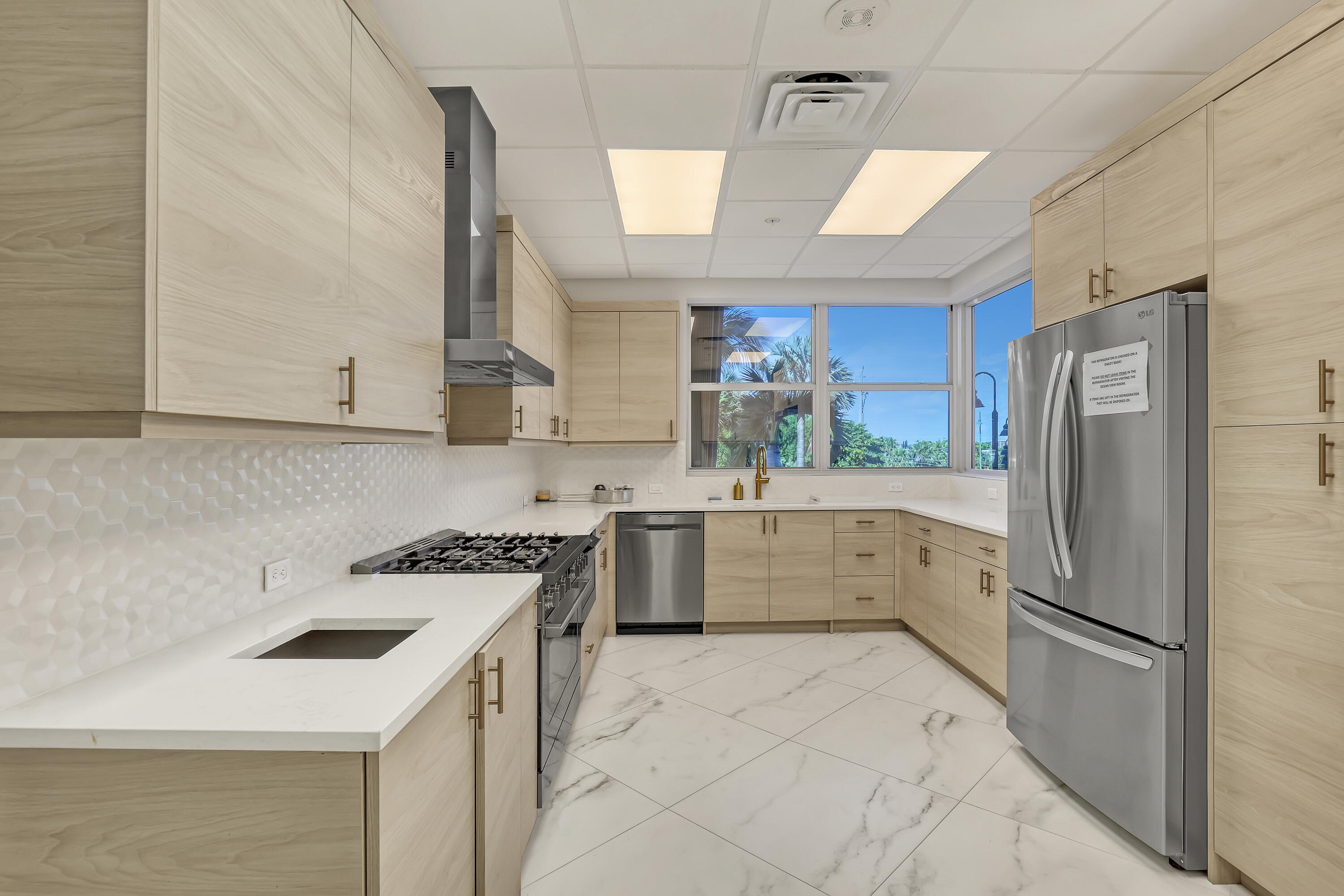 5200 North Ocean Drive, Unit 1902 Riviera Beach, FL 33404 - Photo 97 of 104 5200 N Ocean (28)
