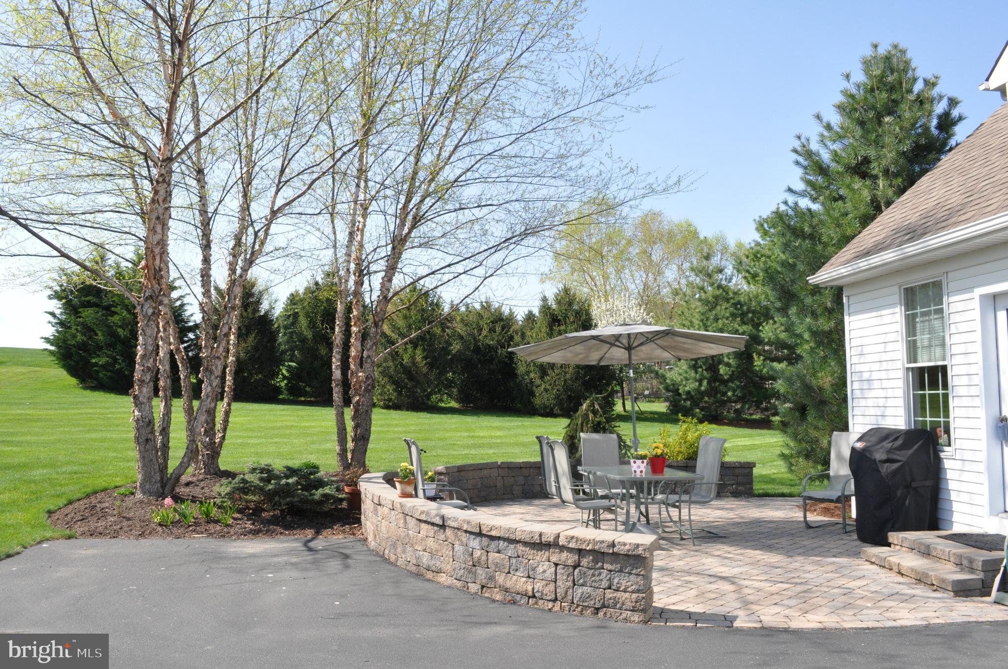 2146 Meadow Ridge Drive Lancaster, PA 17601 - Photo 39 of 48 Patio