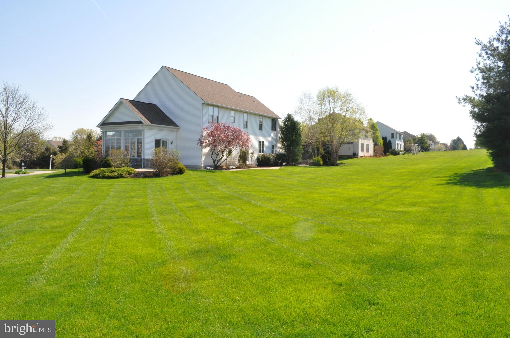 2146 Meadow Ridge Drive Lancaster, PA 17601 - Photo 48 of 48 Rear/Side Yard