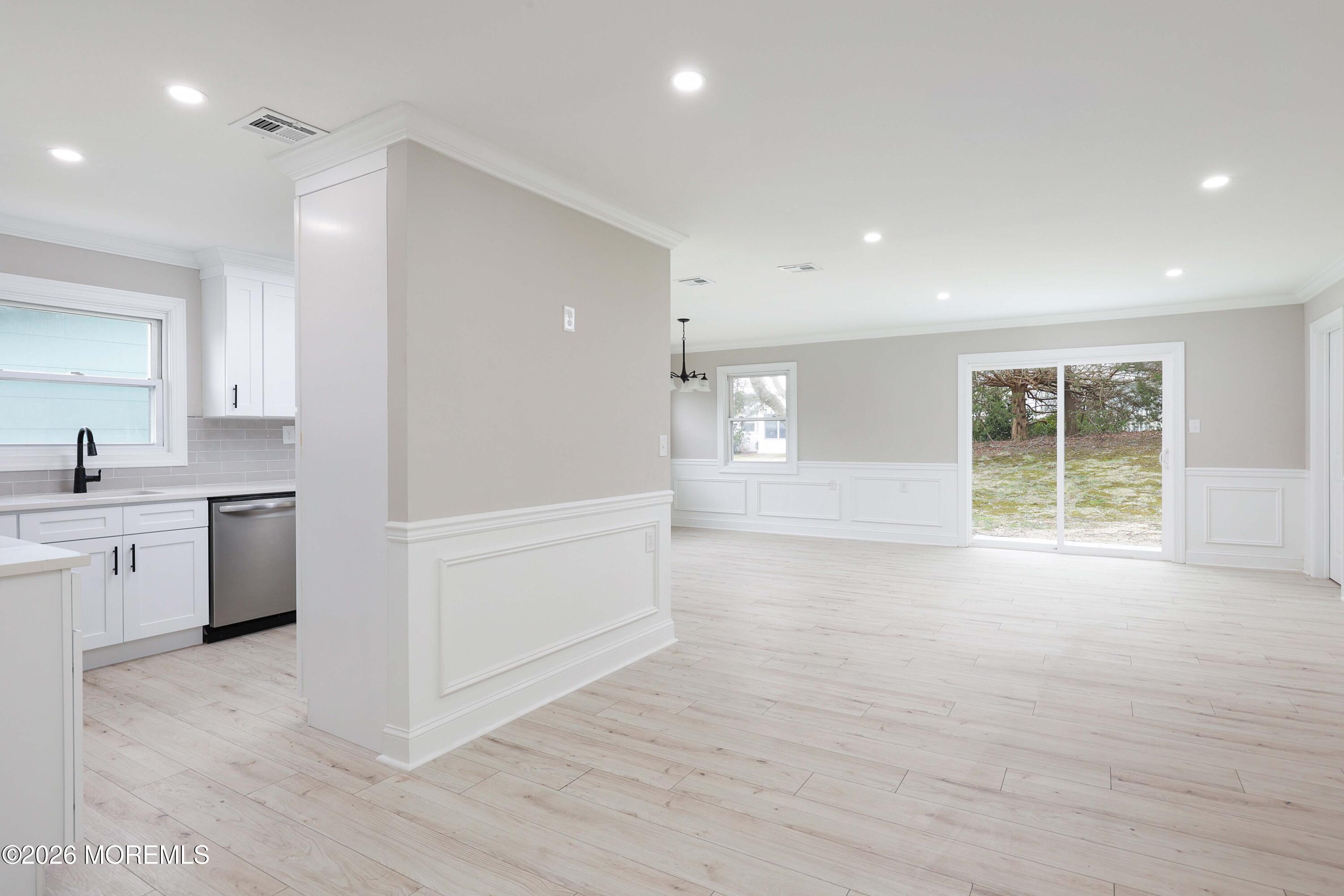 40 Patmore Road Brick, NJ 08724 - Photo 3 of 31 5