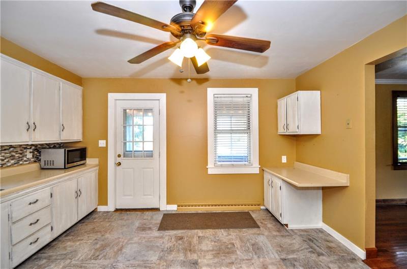 1647 Fallen Timber Road Elizabeth, PA 15037 - Photo 4 of 25 Gallery Image 4