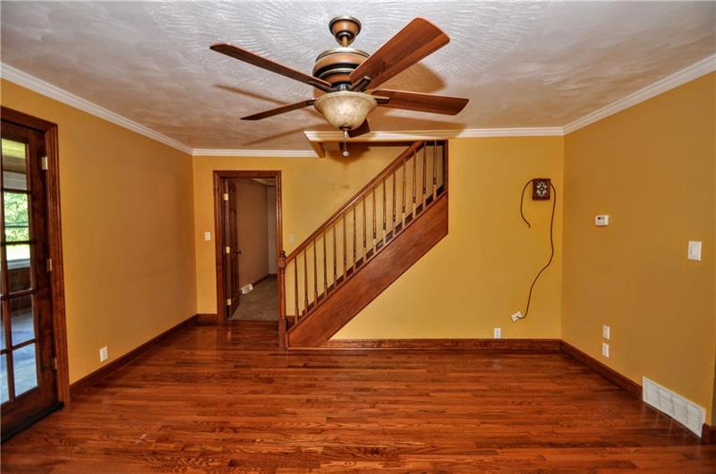 1647 Fallen Timber Road Elizabeth, PA 15037 - Photo 6 of 25 Gallery Image 6