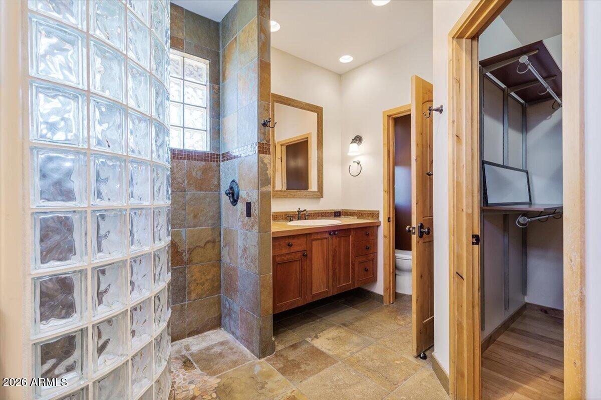 1904 Underwood Court Payson, AZ 85541 - Photo 38 of 92 Primary Bathroom