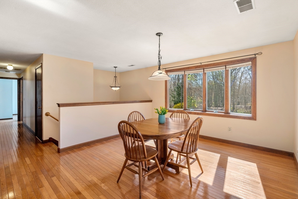 72 Laurel Road Wilbraham, MA 01095 - Photo 4 of 42 Gallery Image 4