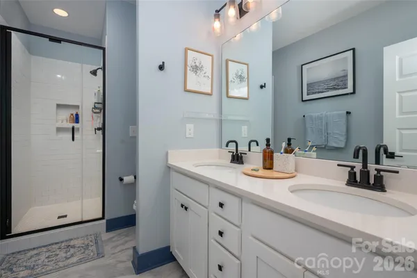 $459,000 | 566 West End Drive, Charlotte, NC 28208