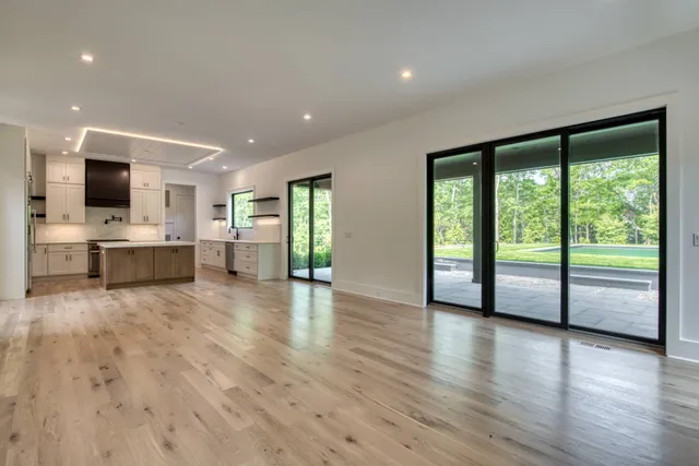 $95,000 | 62 Whooping Hollow Road, East Hampton, NY 11937