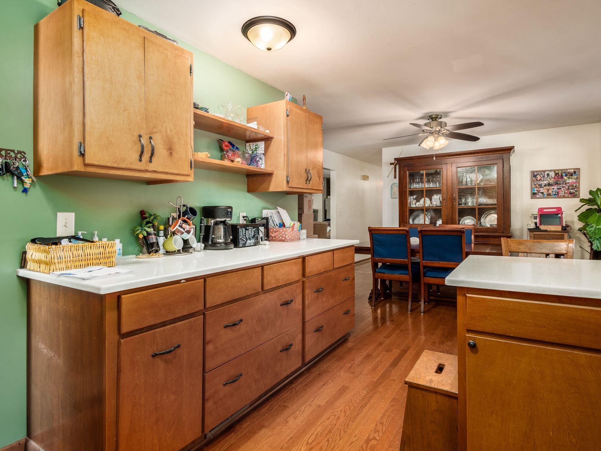 4311 Kendale Road Columbus, OH 43220 - Photo 10 of 34 015_5fb777_i 2311 Kendale 036