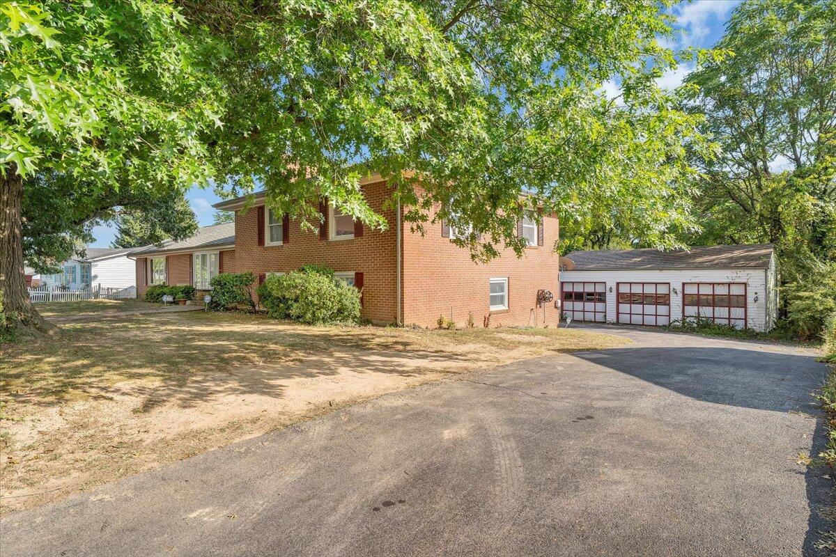 4022 High Acres Road Northwest Roanoke, VA 24017 - Photo 36 of 39 47-MIB04283