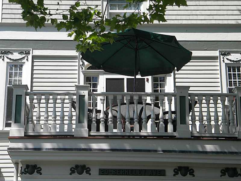 20 Berkeley Avenue, Unit 3 Newport, RI 02840 - Photo 2 of 25 Porch.