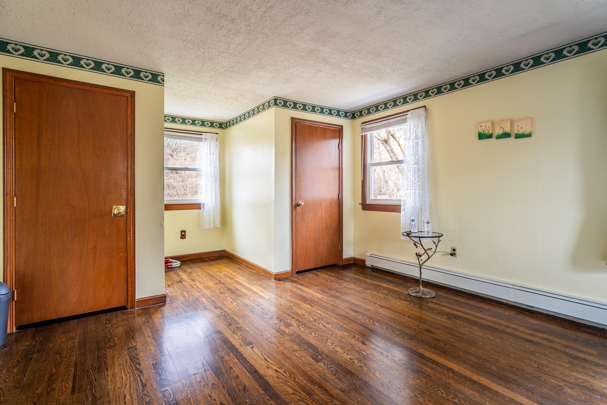 19 Dutton Road Pelham, NH 03076 - Photo 17 of 29 Gallery Image 17