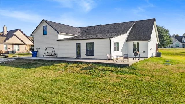 $600,000 | 22048 Stone Creek Lane, Montgomery, TX 77316