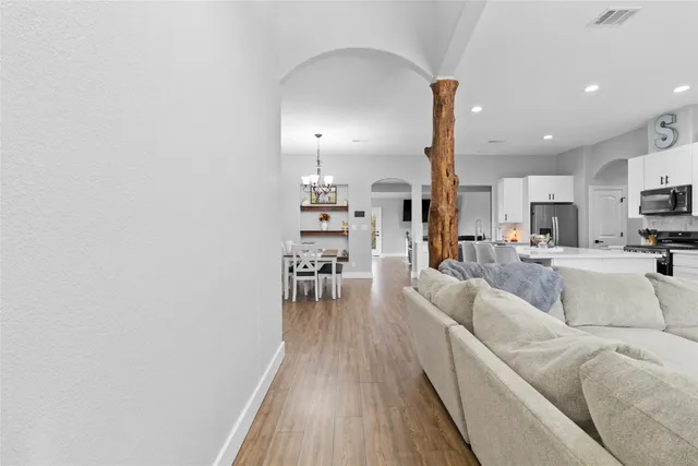 $600,000 | 22048 Stone Creek Lane, Montgomery, TX 77316