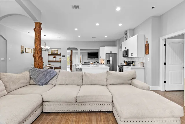 $600,000 | 22048 Stone Creek Lane, Montgomery, TX 77316