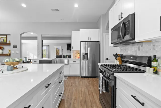 $600,000 | 22048 Stone Creek Lane, Montgomery, TX 77316