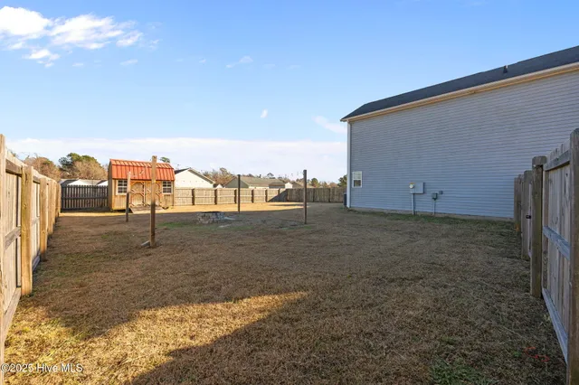 $229,900 | 266 Smallwood Road, Hubert, NC 28539