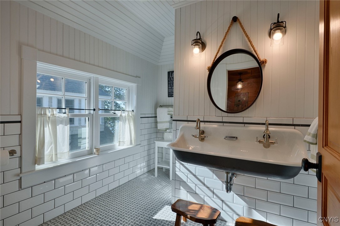 48524 Ina Island Alexandria Bay, NY 13607 - Photo 34 of 48