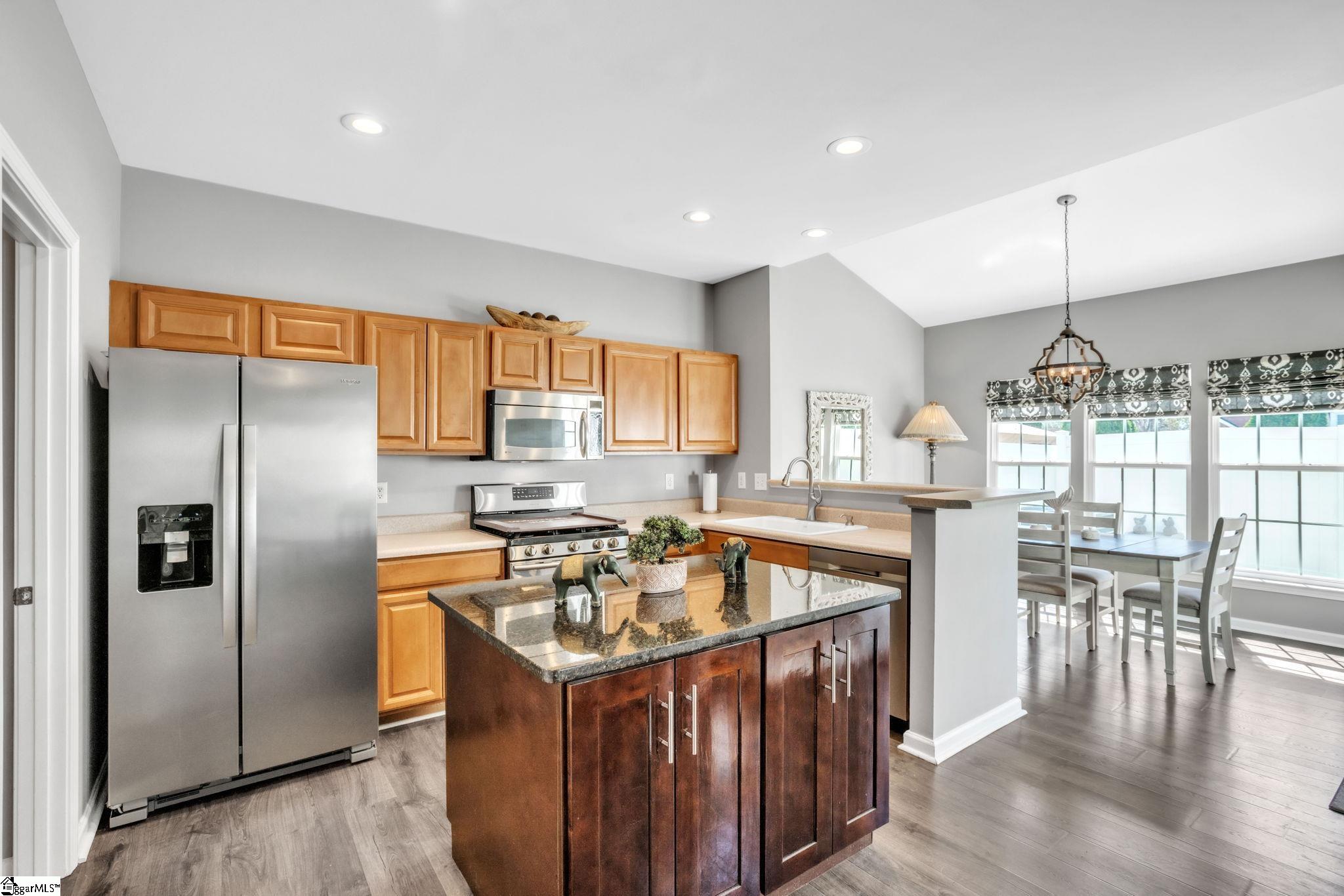 206 Hadley Commons Drive Mauldin, SC 29662 - Photo 3 of 32